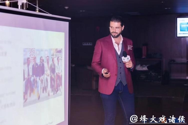 来自法国的“造型医生”如何圈粉冬奥会冠军?丨上海滩上洋掌柜 来自法国的“造型医生”如何圈粉冬奥会冠军?丨上海滩上洋掌柜